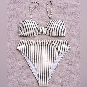 Like New Cabana del Sol Bandeau high waisted bikini size M retro pin up girl